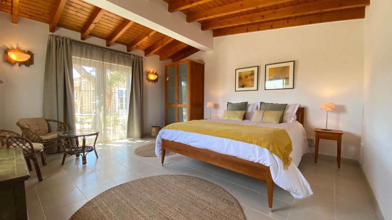 Sussurros Do Monte Bed & Breakfast Aljezur Exterior foto