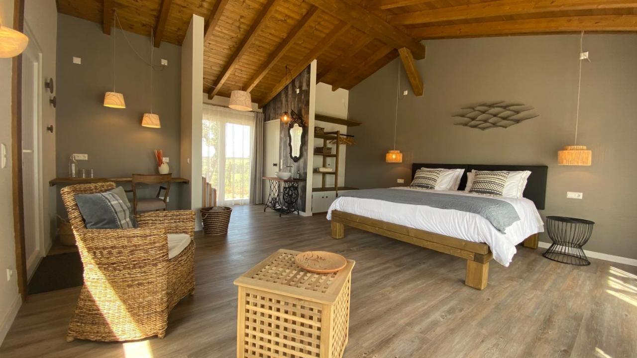 Sussurros Do Monte Bed & Breakfast Aljezur Exterior foto